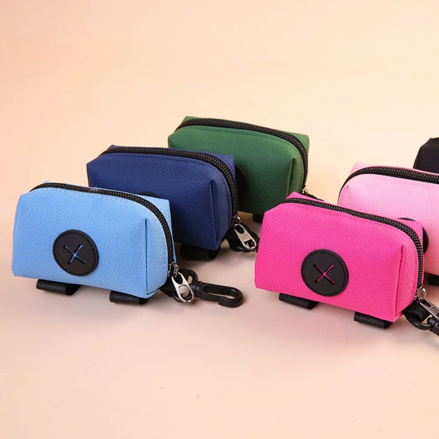 Travel Accessories Dog - マジックテープ付きキャンバス製ペット用うんち袋収納バッグ。持ち運び可能な犬用うんち袋ホルダー。屋外での散歩や旅行に最適なペット用品収納アクセサリー。