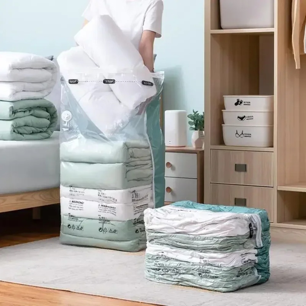 1個入り大型真空保存袋 プラスチック製 ポンプ不要 衣類や毛 - Travel Accessories Needed のレビューと価格